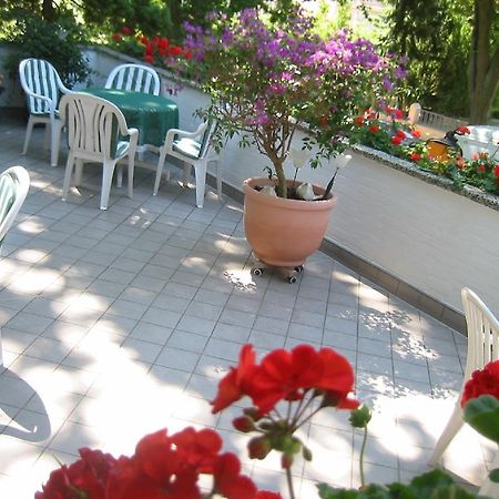 Pension Thiel Bad Schwartau Bagian luar foto