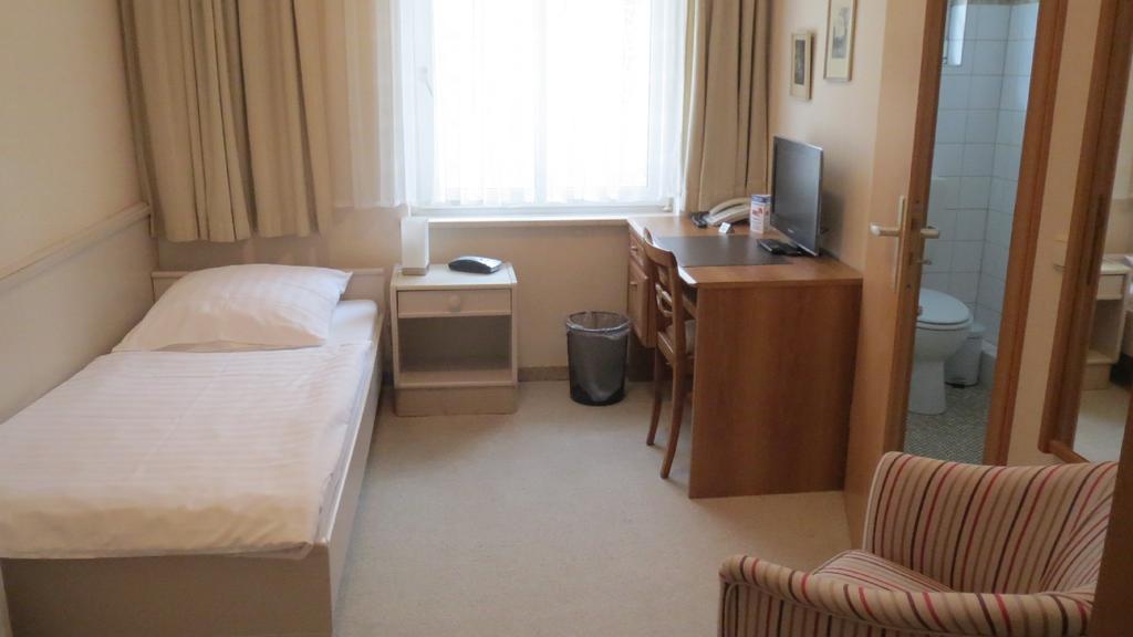 Pension Thiel Bad Schwartau Ruang foto