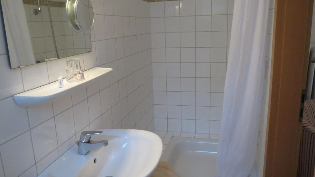 Pension Thiel Bad Schwartau Ruang foto