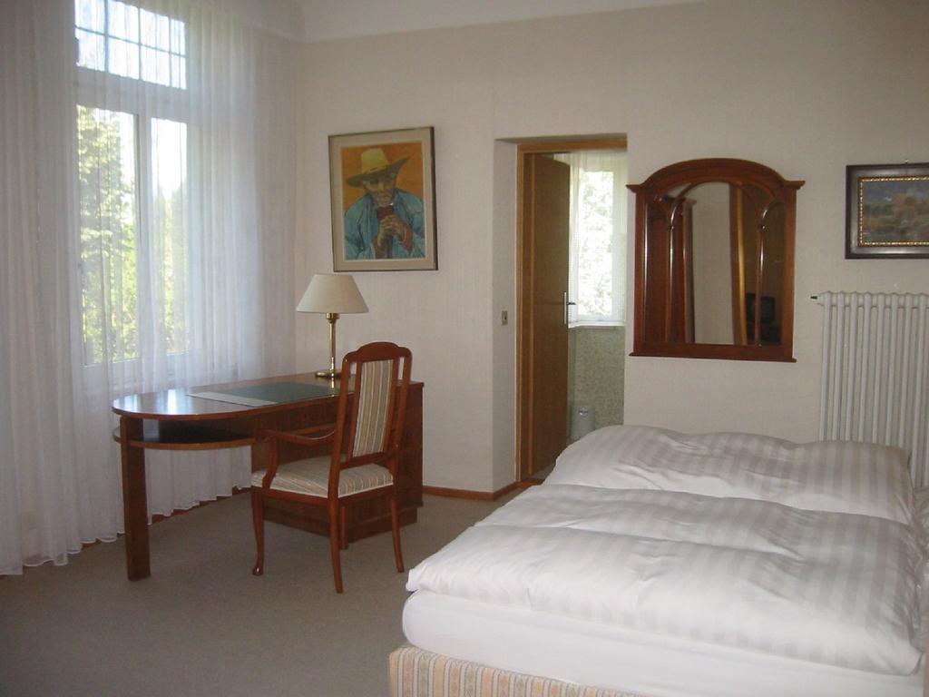 Pension Thiel Bad Schwartau Ruang foto
